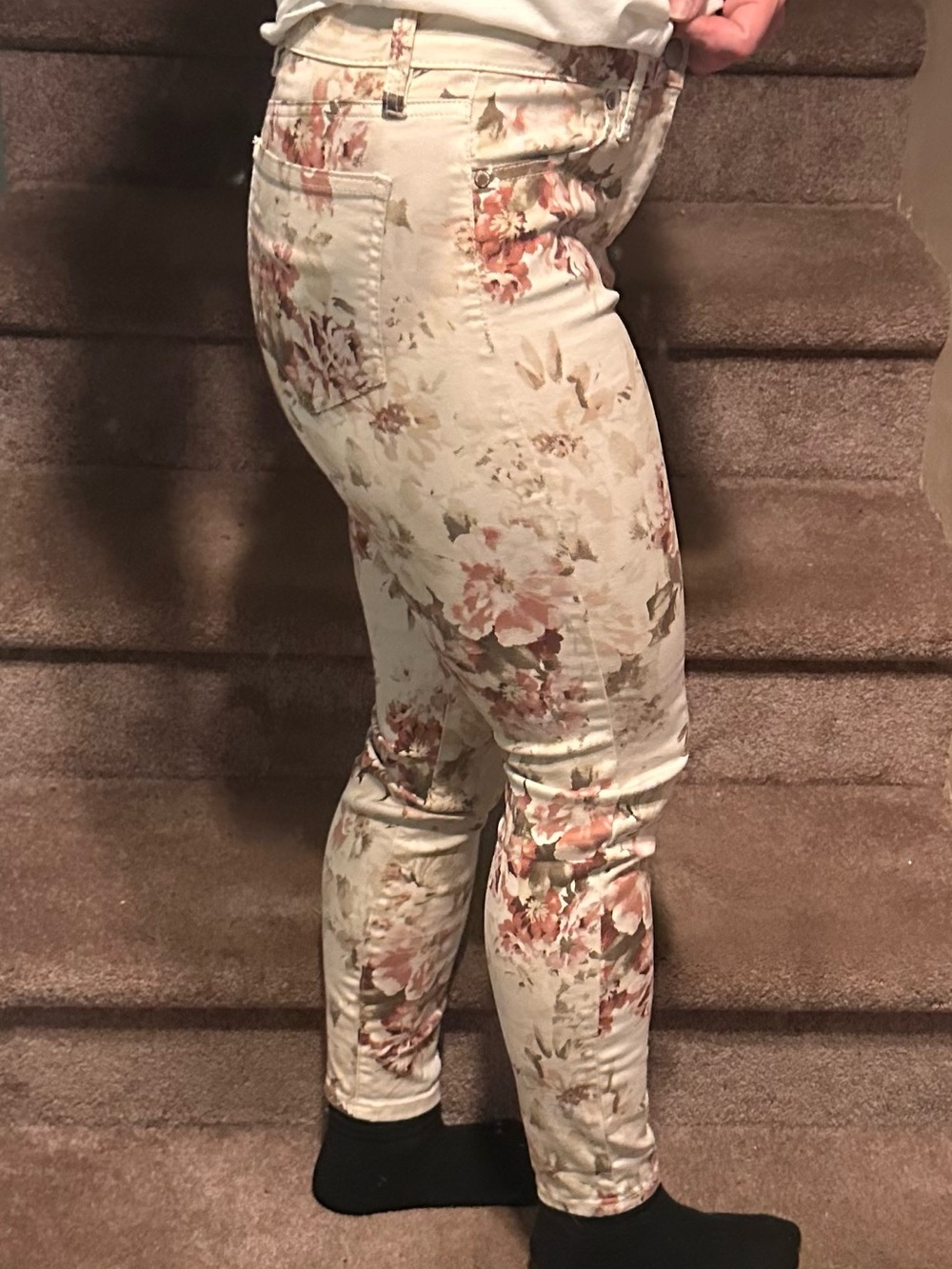 Women's High Rise Cream Floral Skinny Jeans